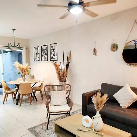 Casa Dharma, Cozy House Well Located In Town Villa