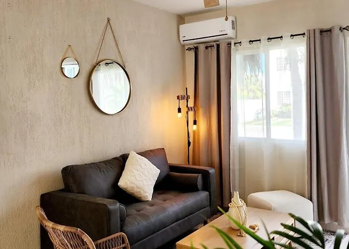 Casa Dharma, Cozy House Well Located In Town Holiday home