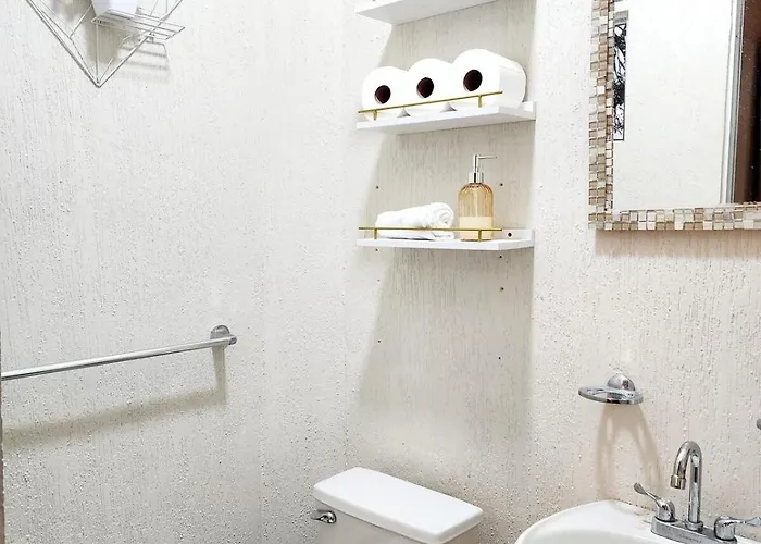 Casa Dharma, Cozy House Well Located In Town Holiday home Playa del Carmen